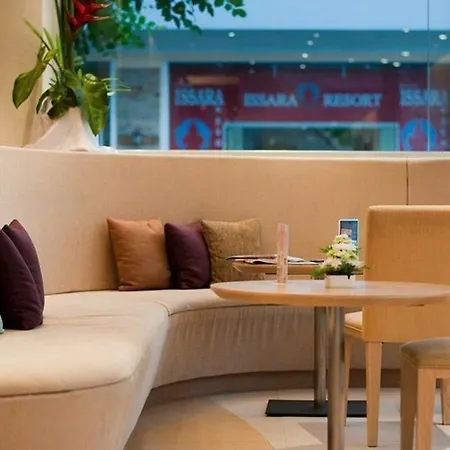 Ashlee Plaza Patong Hotel & Spa 